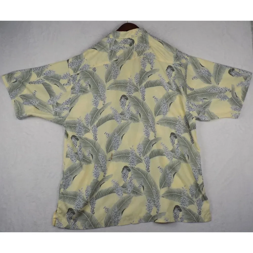 Vintage Tommy Bahama Shirt‎ Dual Pockets Wood Buttons Floral Pattern Rayon XL
